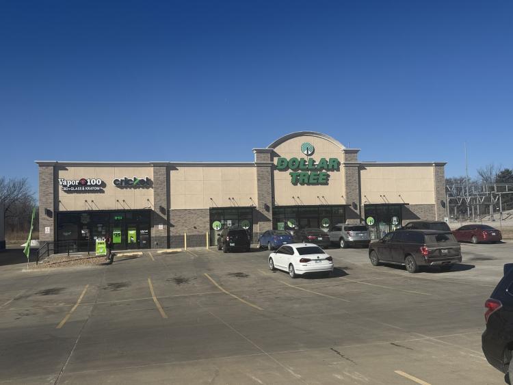 Shoppes on the Creek shopping center for sale Seminole, OK
