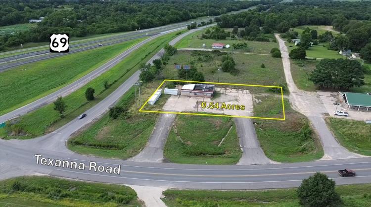 114079 Old Highway 69 retail building & land for sale Eufaula, Ok