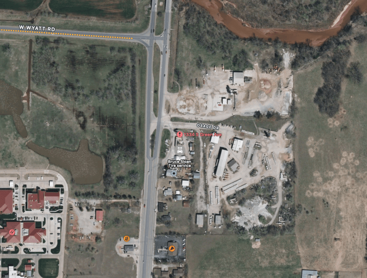 BRUCE SLOAN TIRE SERVICES land for sale Purcell, OK