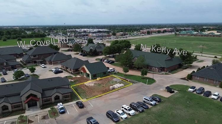 2828 North Kelly Avenue office lot for sale, Edmond, OK