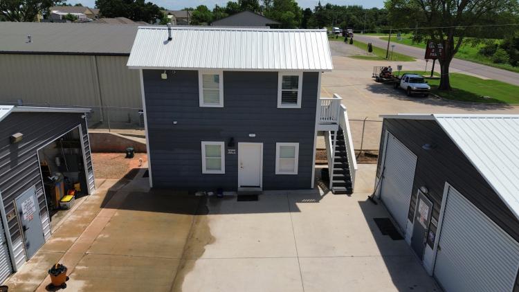 3275 E Waterloo Rd cannabis complex for sale, Edmond, Ok 