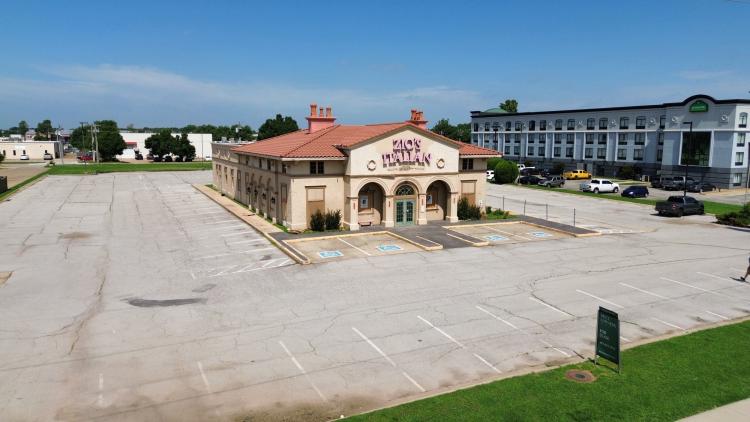 Former Zio's Restaurant 2035 B S Meridian Ave for sale, Oklahoma City, OK