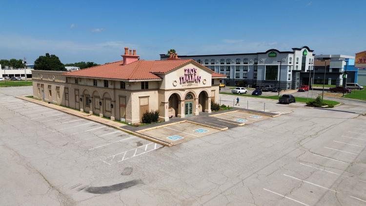 Former Zio's Restaurant 2035 B S Meridian Ave for sale, Oklahoma City, OK