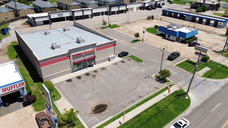 Family Dollar retail building for sale, Moore, Ok