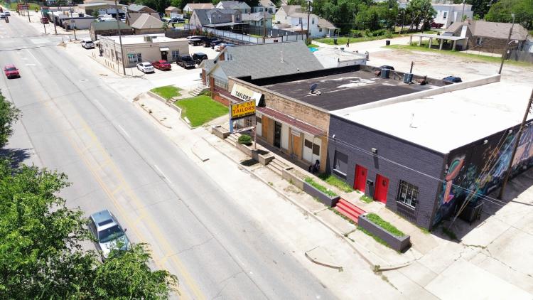 3117 N Pennsylvania Ave -2 retail buildings For Sale, Oklahoma City, OK