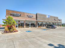 Yukon Crossing retail space for lease Yukon, OK