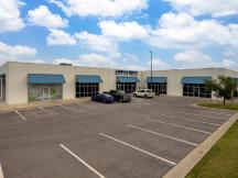 7021 W Wilshire Blvd retail flex strip center for lease Oklahoma City, OK