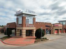 Uptown Plaza retail spaces for lease Midwest City, OK