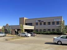 230 North Midwest Boulevard  |  Fully Built-Out Medical  |  Office  |  Midwest City