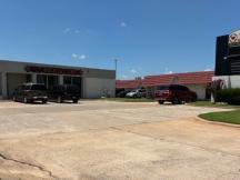 7900 NW 23rd St office building for sale, Bethany, Ok
