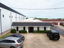 7624 Broadway Ext office building for sale Oklahoma City, Ok
