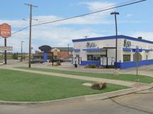 retail free standing quick serve restaurant for Sale Midwest City, OK exterior photo